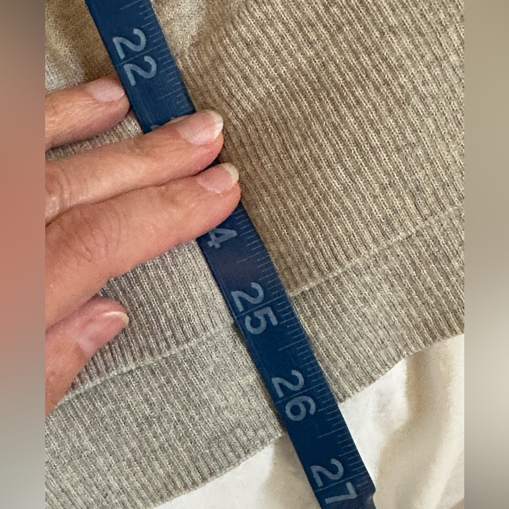J Crew Merino Wool Lightweight Sweater - Picture 8 of 8